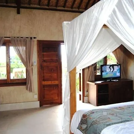 Three Monkeys Villas