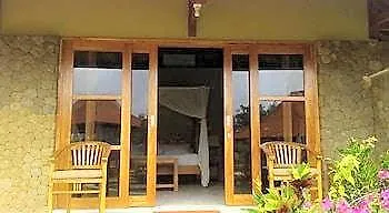 Three Monkeys 3*